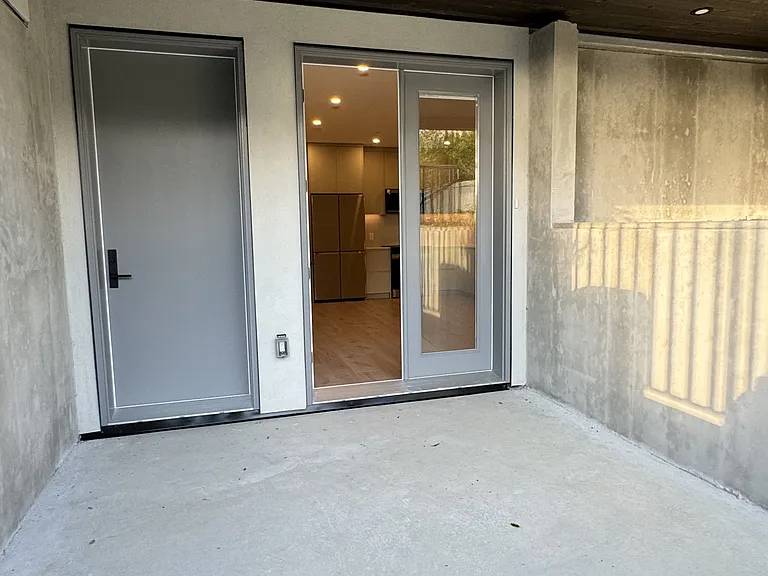 1130 Gordon Ave — Photo 14