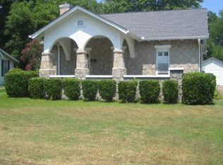 421 Elm St, Elberton, GA 30635