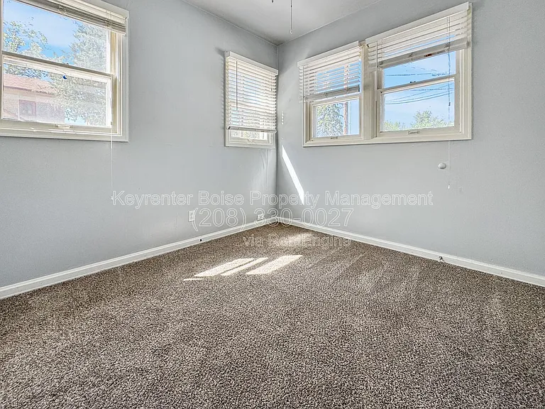 214 W Bannock St #2 — Photo 10