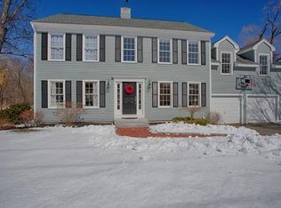 32 Central St, Topsfield, MA 01983