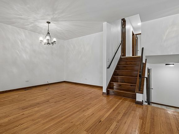 5th image of 5905 N Oketo Ave
