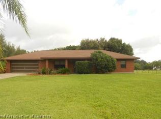306 Stewart Dr, Sebring, FL 33870