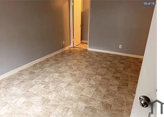 115 Hayes Dr — Photo 4