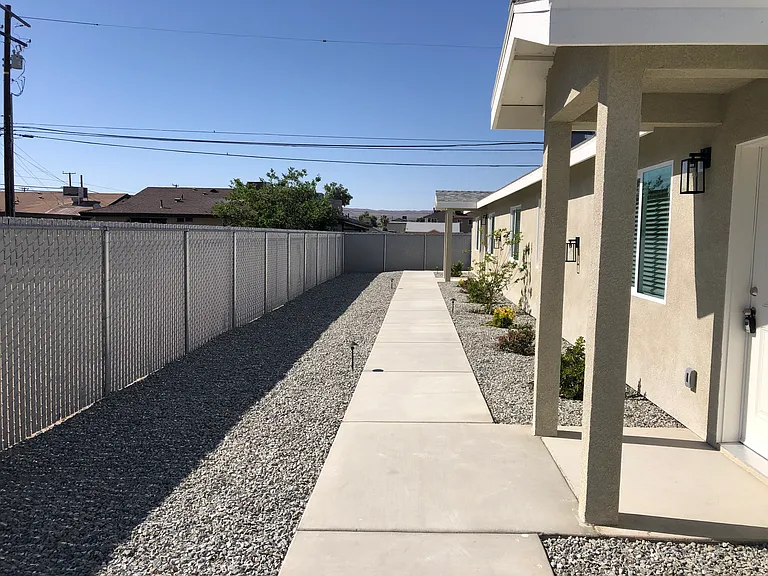 311 W Church Ave #B — Photo 18