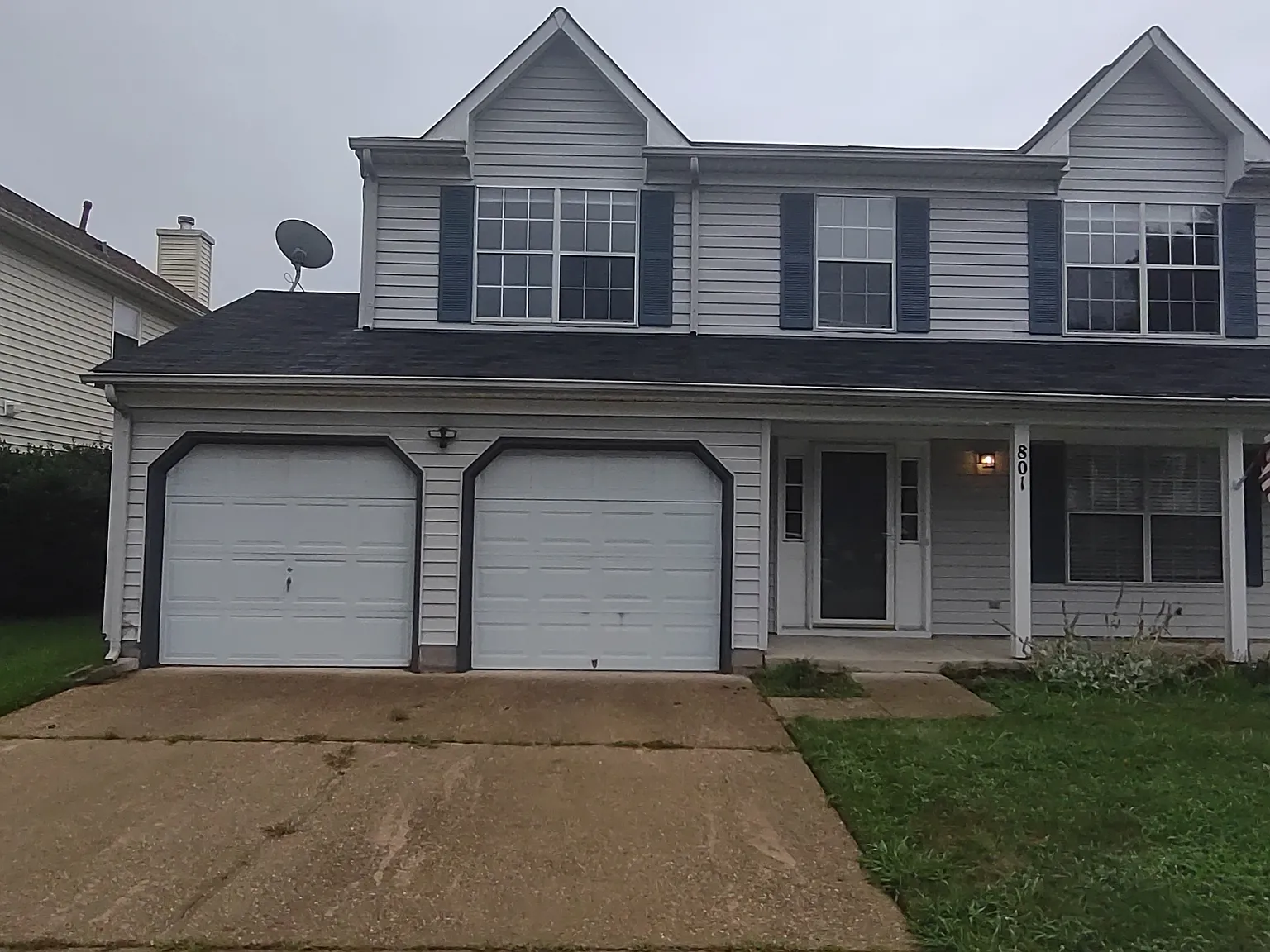 4 bed, 2.5 bath, 2373 sqft, $2,700 — Photo 1