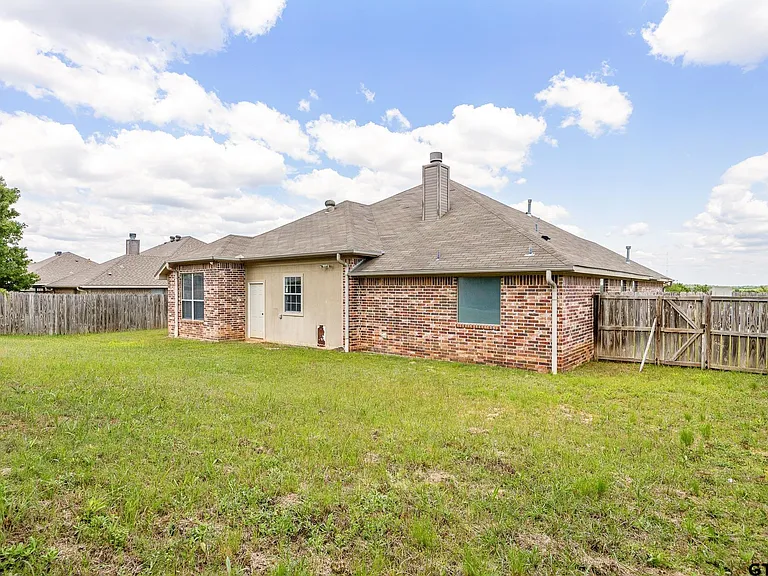 7343 Rockpoint Ln — Photo 34