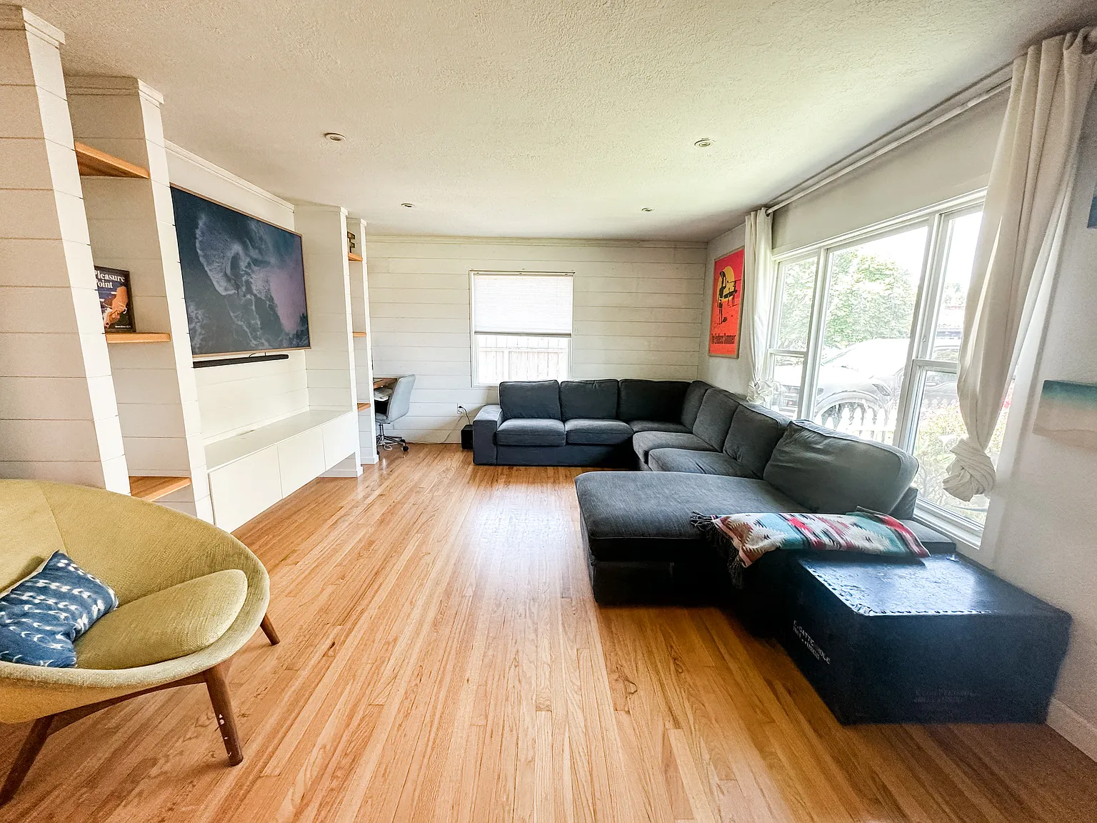 3 bed, 1237 sqft, $5,750 — Photo 3