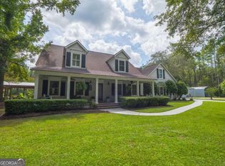 392 Mossy Oak Trl, Waverly, GA 31565