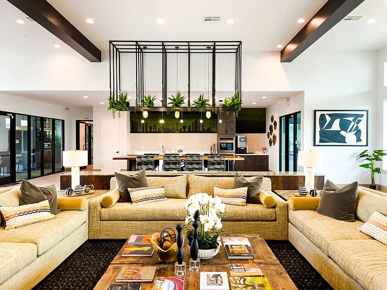 North Park Living — Photo 8