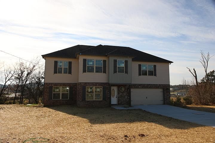 2nd image of 115 Pledge Ct