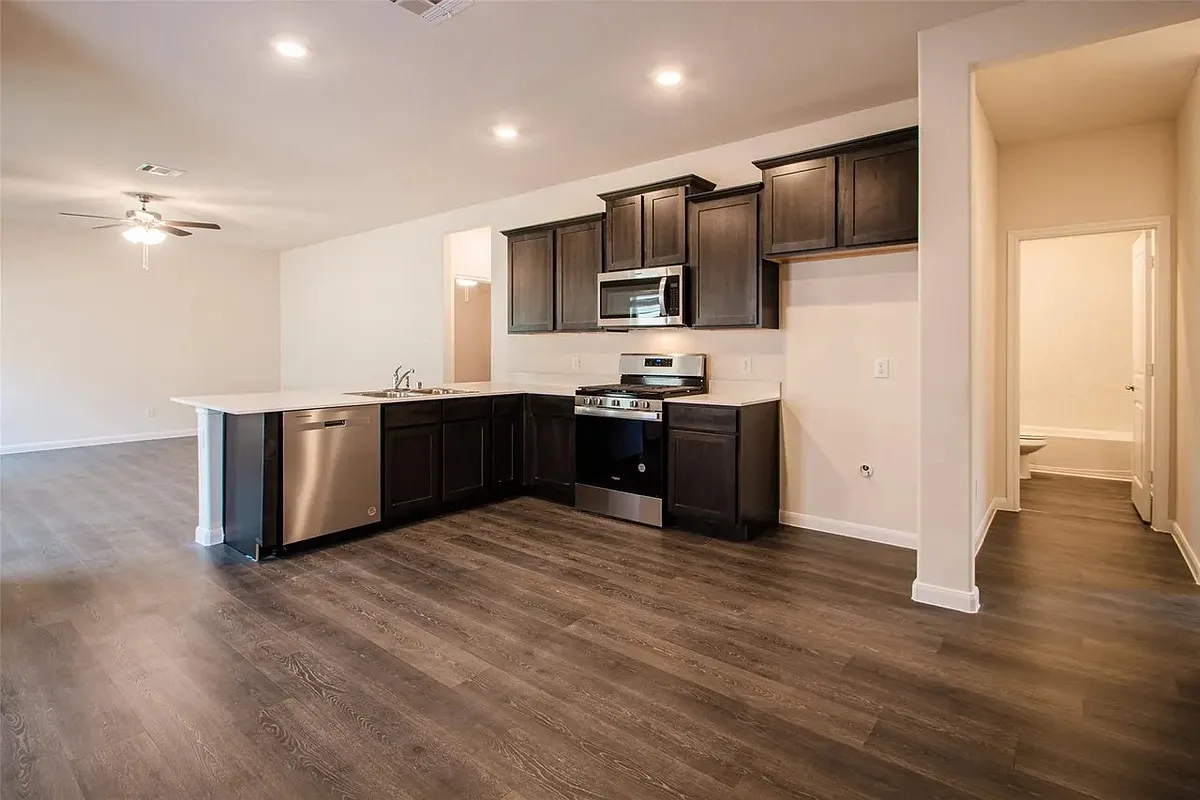 Building Photo - 3936 Oak Creek Cir