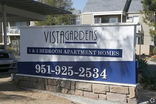 Vista Gardens Apartments Photo 1