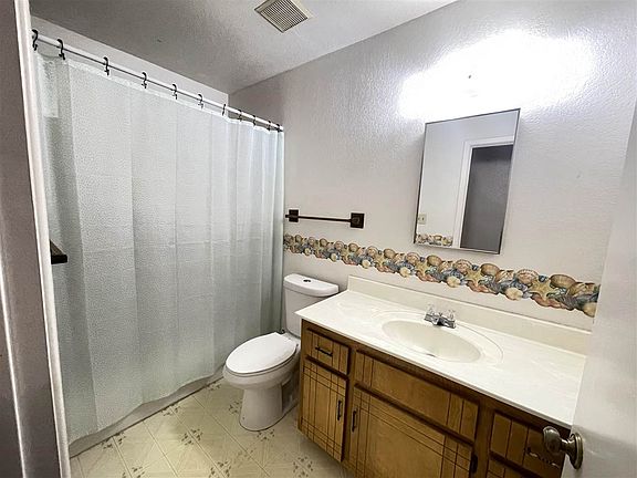 5th image of 4207 W 13th Pl