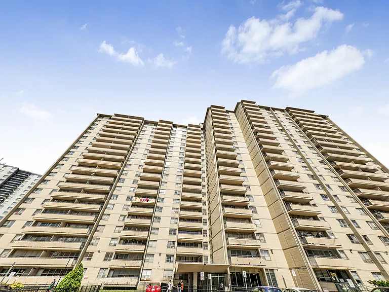 65 Thorncliffe Park Dr #2108 — Photo 20