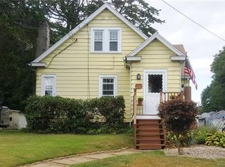 59 Melville St, Stratford, CT 06615