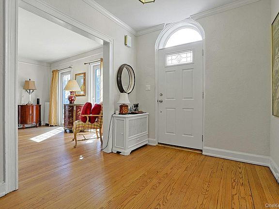 4th image of 81 Oxford Road