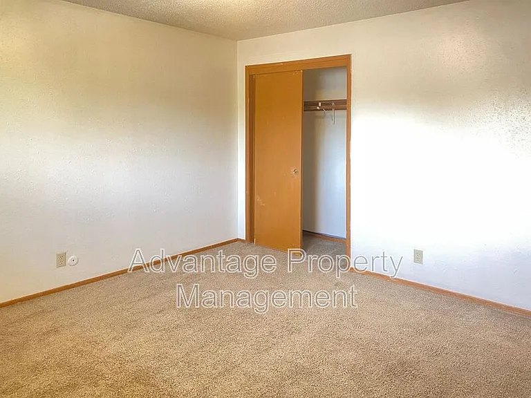 365 E Jackson St #7 — Photo 7