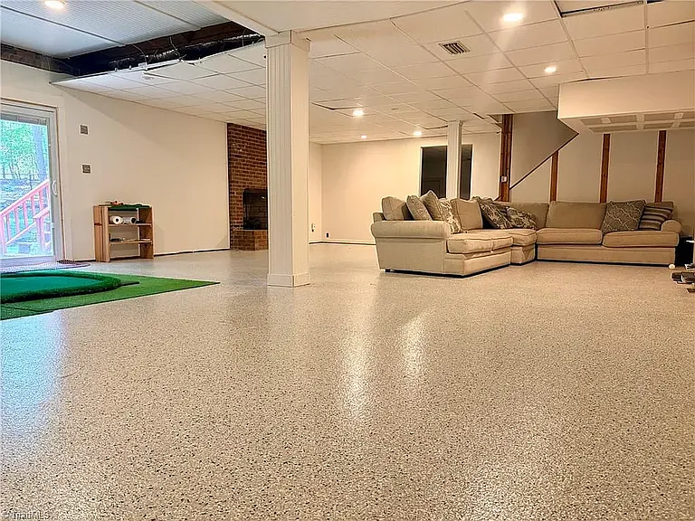 6907 Ridge Haven Rd — Photo 21