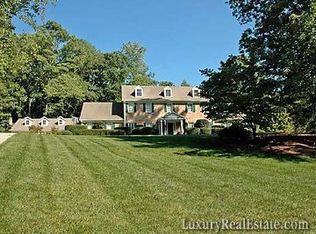 155 Trail Point, Sandy Springs, GA 30350