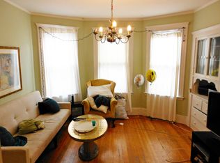 107 Browne St #3, Brookline, MA 02446