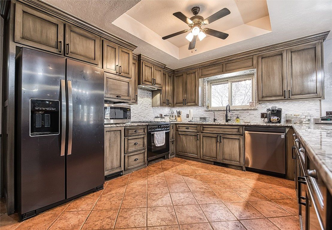 609 N Peace Ave, Elk City, OK 73644 Zillow