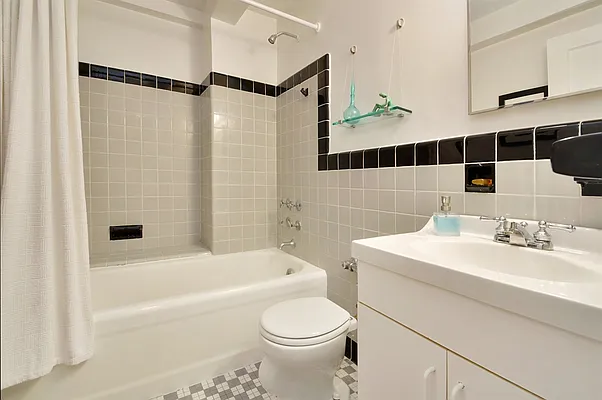 Sold by Corcoran | media 4