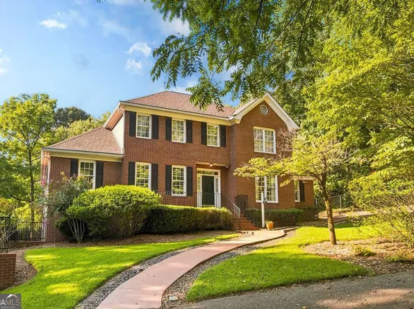 245 Deerhill Dr, Bogart, GA 30622