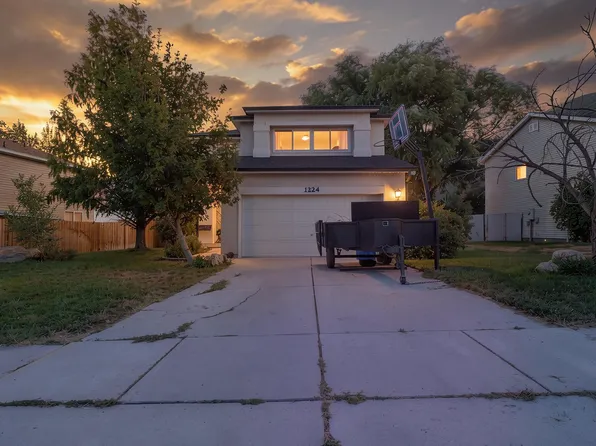 1224 N Lewis Peak Dr, Ogden, UT 84404