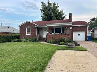 1727 W 11th St, Lorain, OH 44052