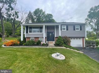 1669 Briarwood Ln, Pottstown, PA 19464