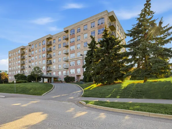 350 Wellington St #212, Kingston, ON K7K 7J7