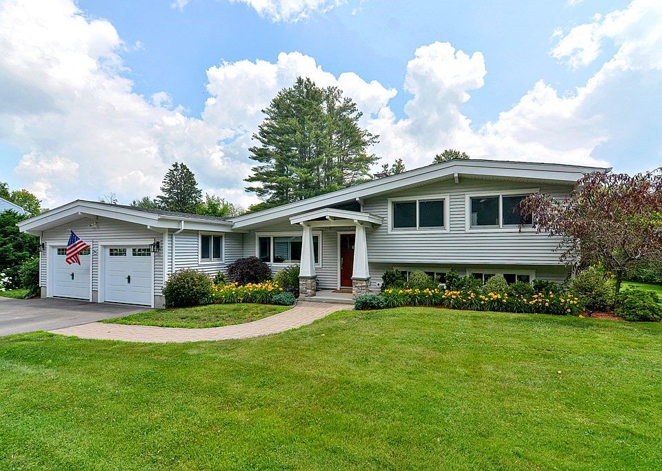 1102 Highland St, Holliston, MA 01746 Zillow
