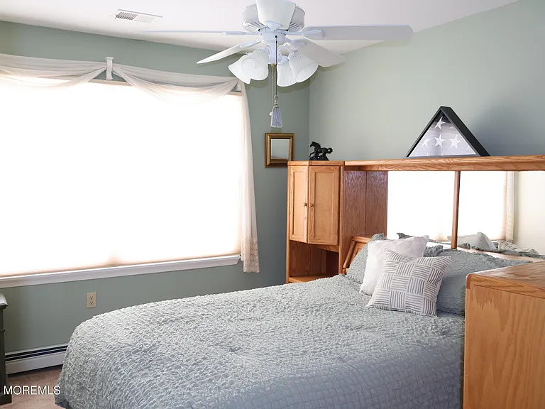 2409 Coral Leaf Rd — Photo 12