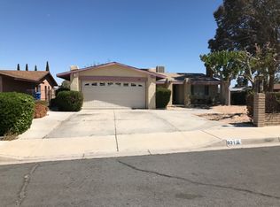 921 Palo Verde Dr, Barstow, CA 92311