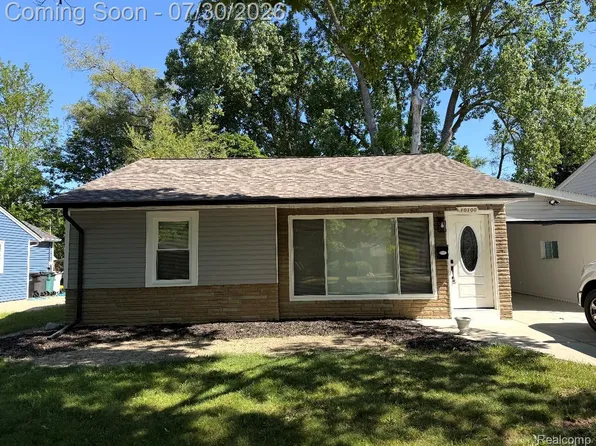 10100 Saratoga Ave, Oak Park, MI 48237
