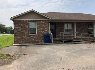 402 S Main St UNIT A, Muldrow, OK 74948