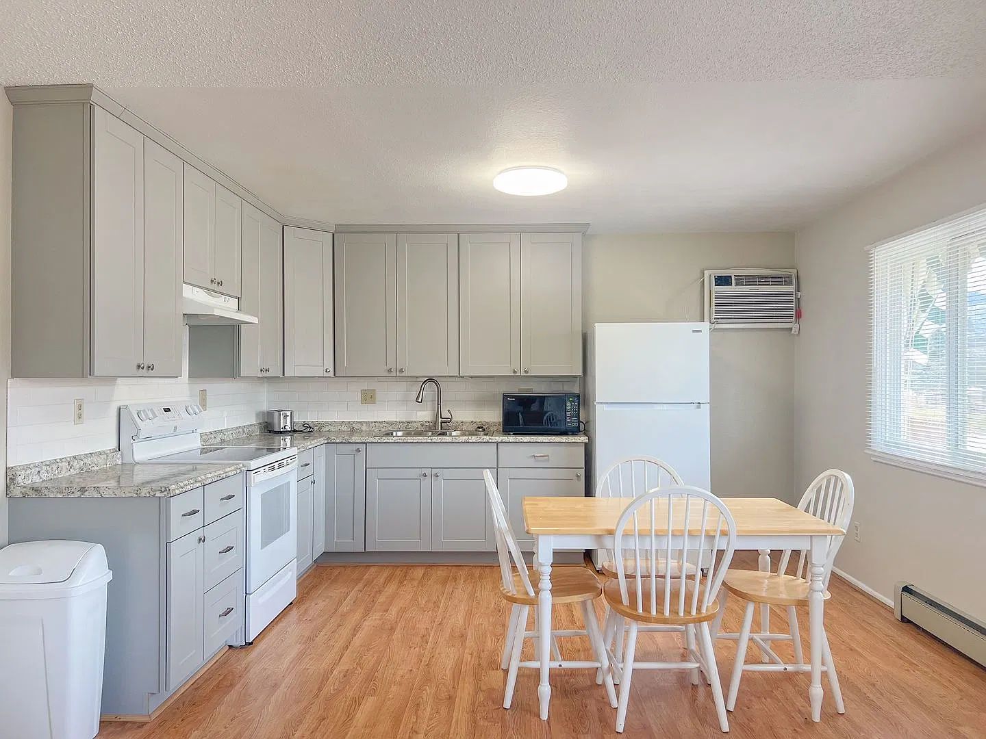Bendabout Four Plex — Photo 4