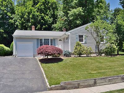 172 Pascack Rd, Park Ridge, NJ, 07656