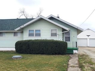 50 E Alder Rd, Canton, IL 61520