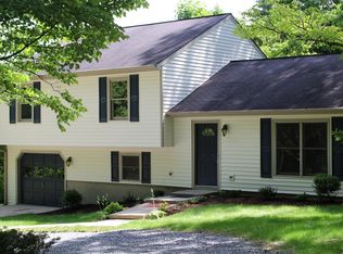 8 Mann Rd, Asheville, NC 28805