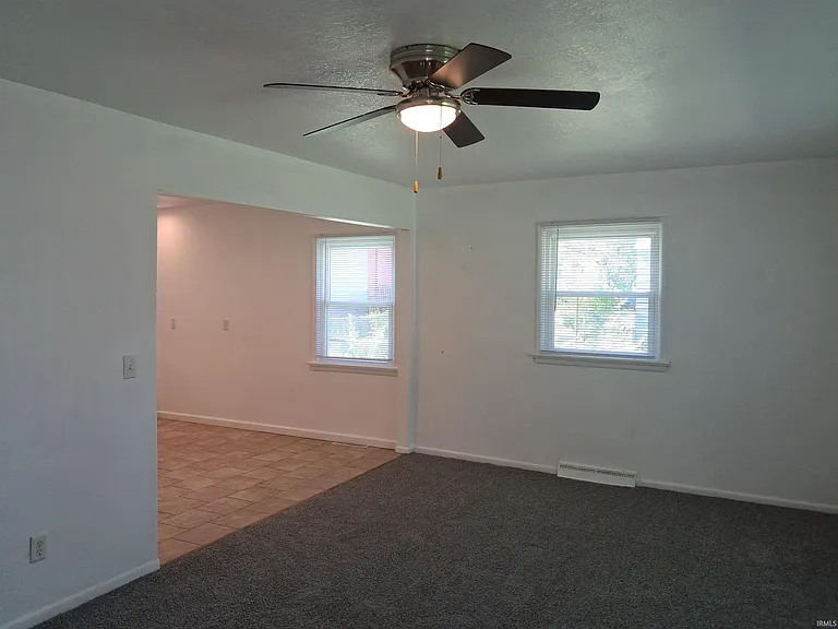 3516 Central Dr — Photo 9