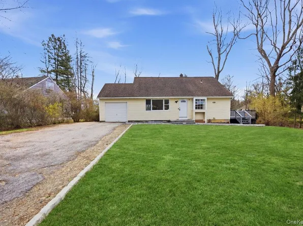 785 Locksley Road, Yorktown Heights, NY 10598