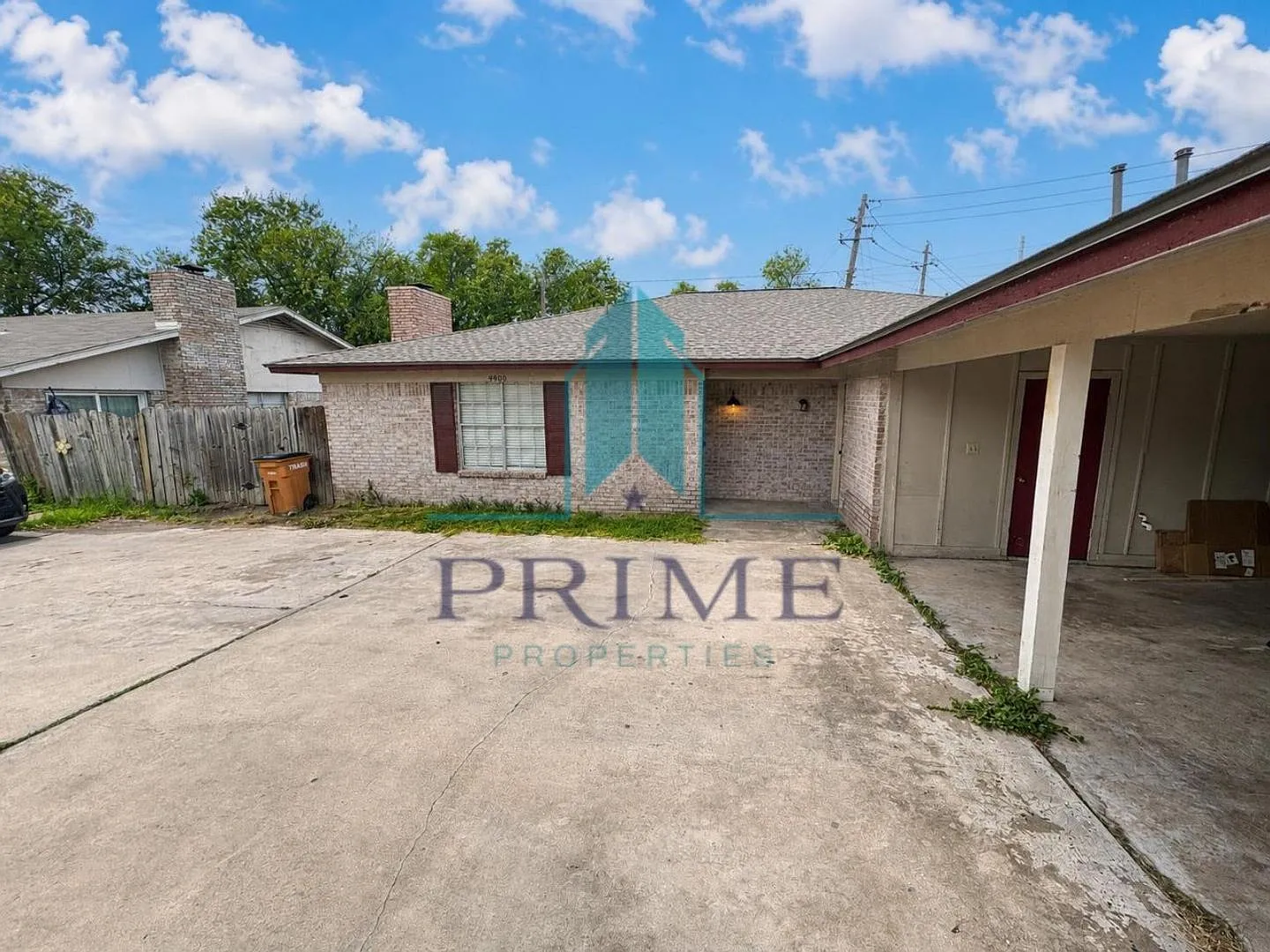 9900 Randall Dr — Photo 2