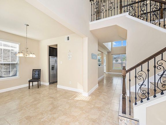 5th image of 24703 Malca Manor Dr