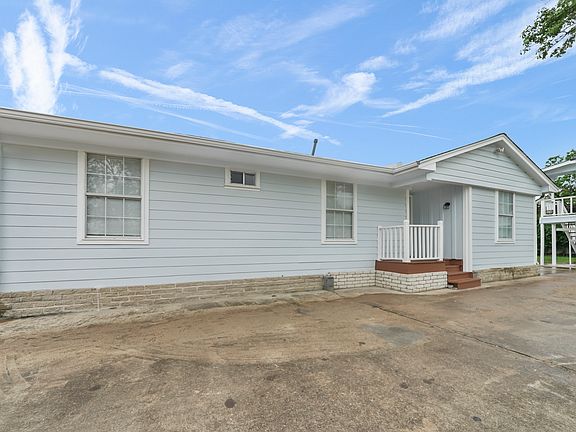 2nd image of 10115 Irvington Blvd #1