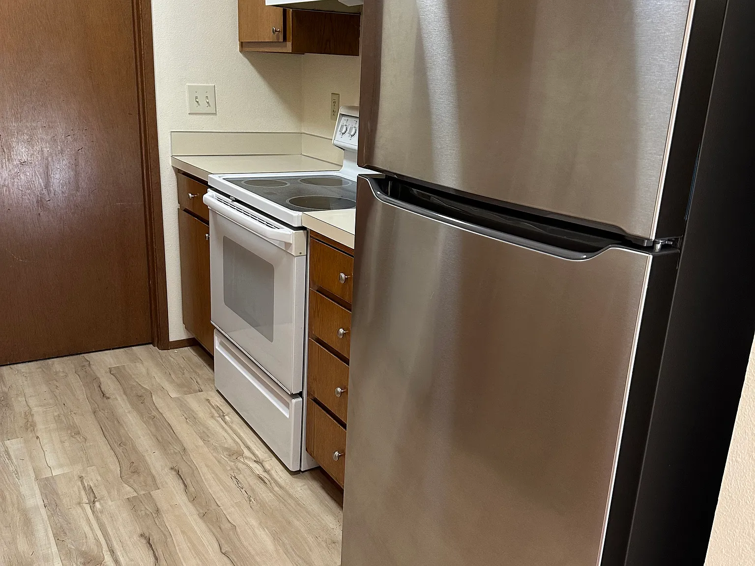 2 bed, 1.5 bath, 1200 sqft, $2,250 — Photo 3