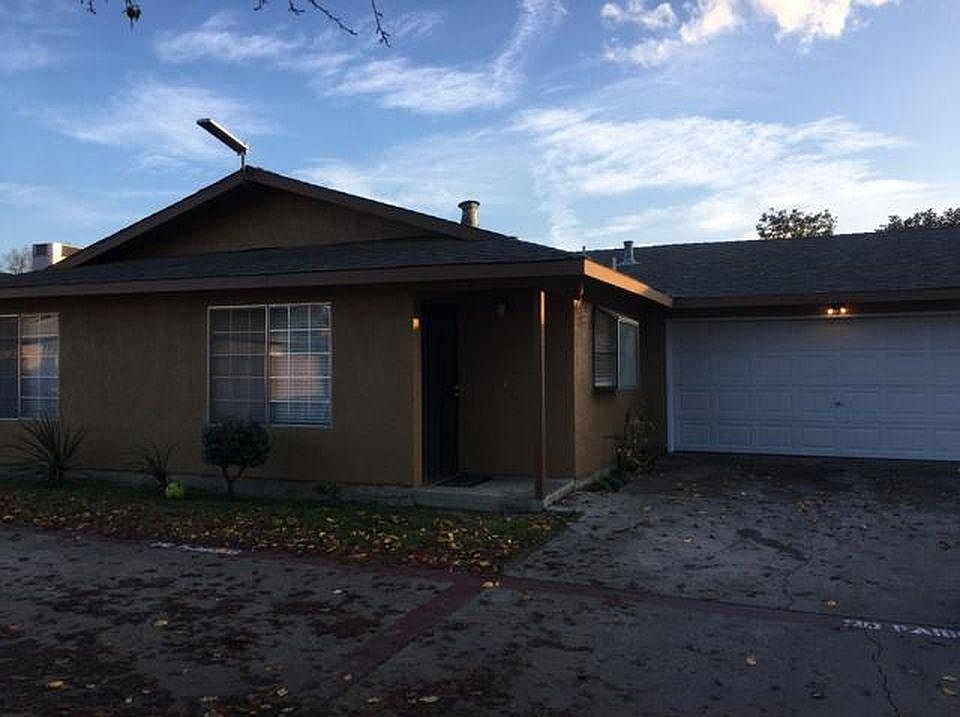 1st image of 3325 Holly Dr
