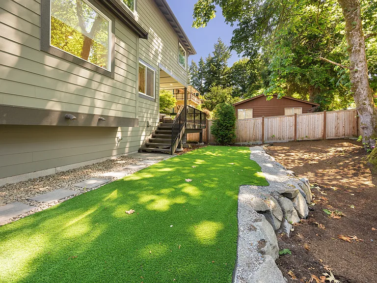 8021 NE 127th Ln — Photo 31
