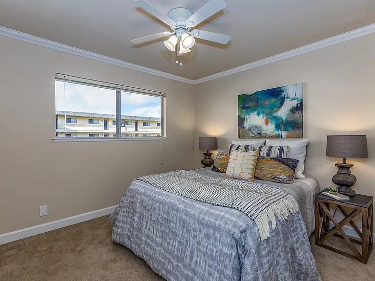 Quail Hill Apartments — Photo 36
