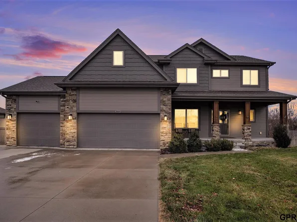 2005 Meadowlark Ln, Bellevue, NE 68123